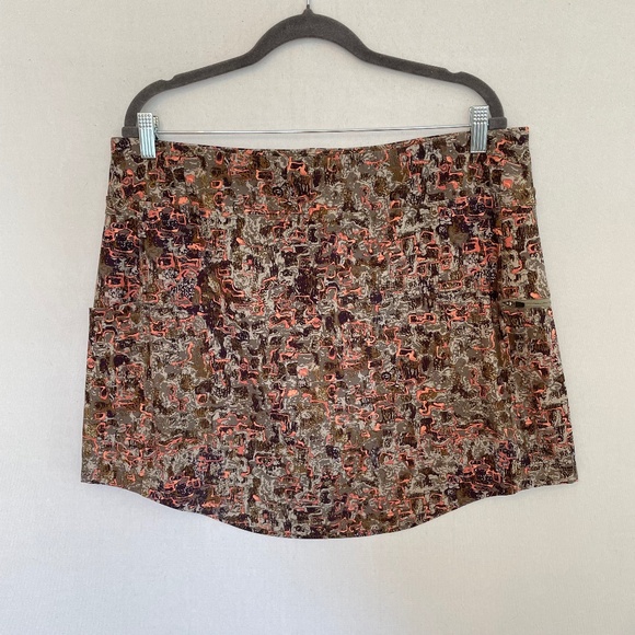 ROYAL ROBBINS Women’s Size XL Trim Fit Hiking Treking Golf Skort - Picture 1 of 8